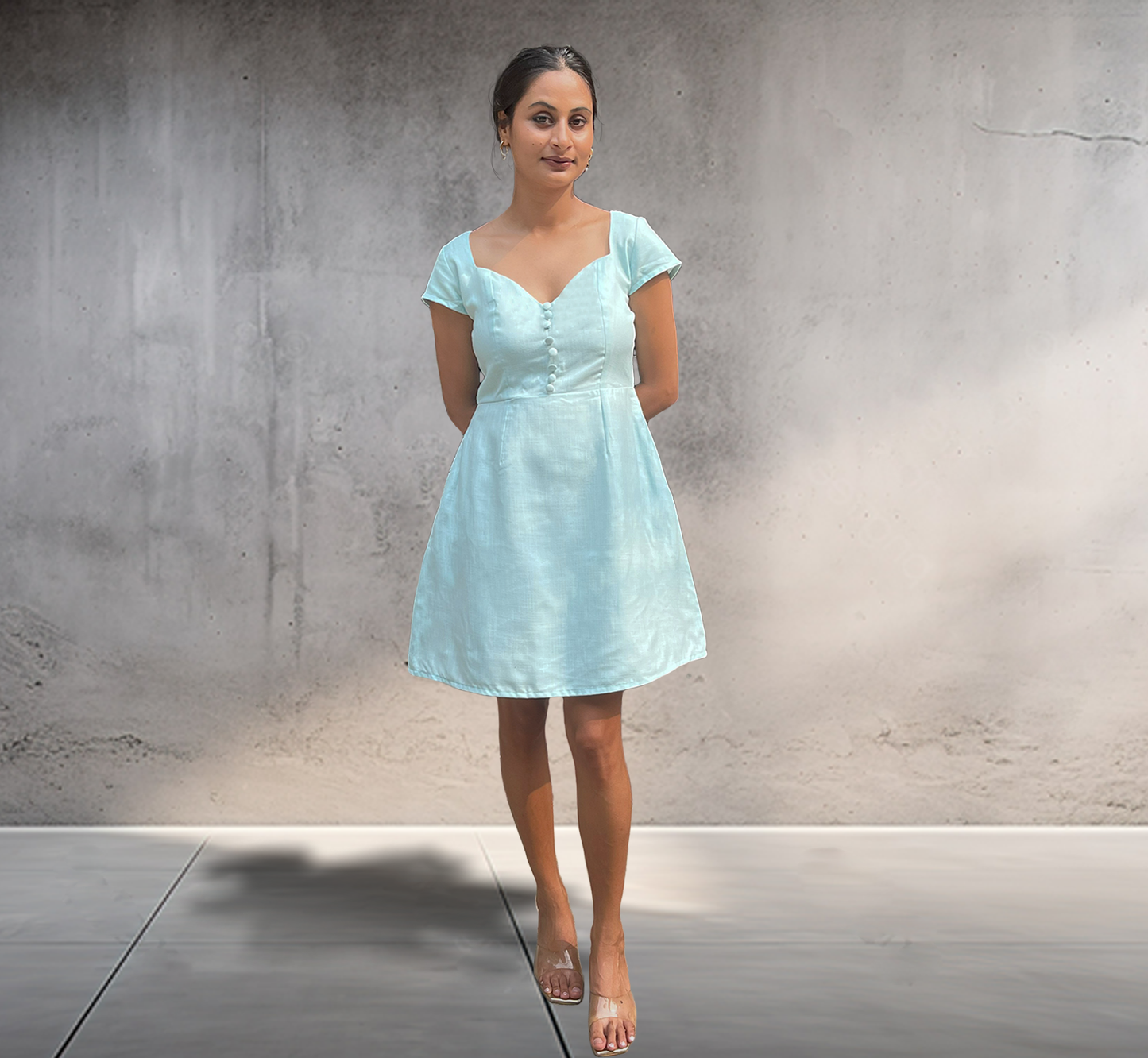 Ektaas Dress